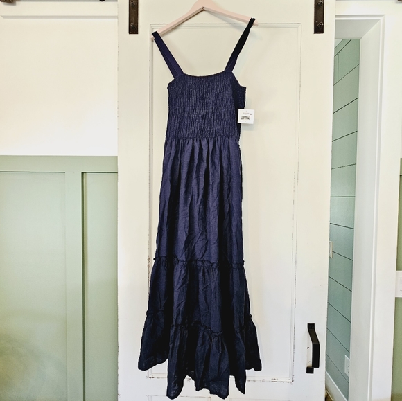 Teired smocked summer dress sz M - Picture 2 of 8